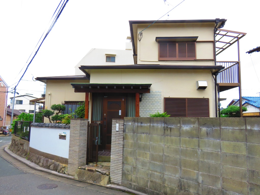 井尻古家付土地　弊社仲介にてご契約頂きました　福岡不動産買取センター
